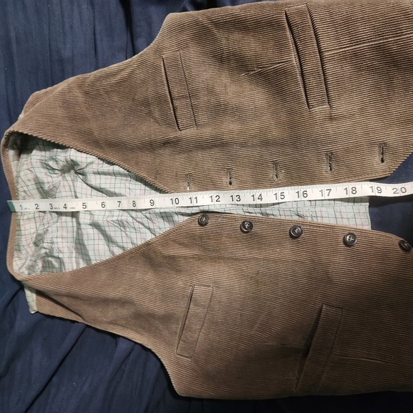 Vintage Corduroy vest - Picture 3 of 5